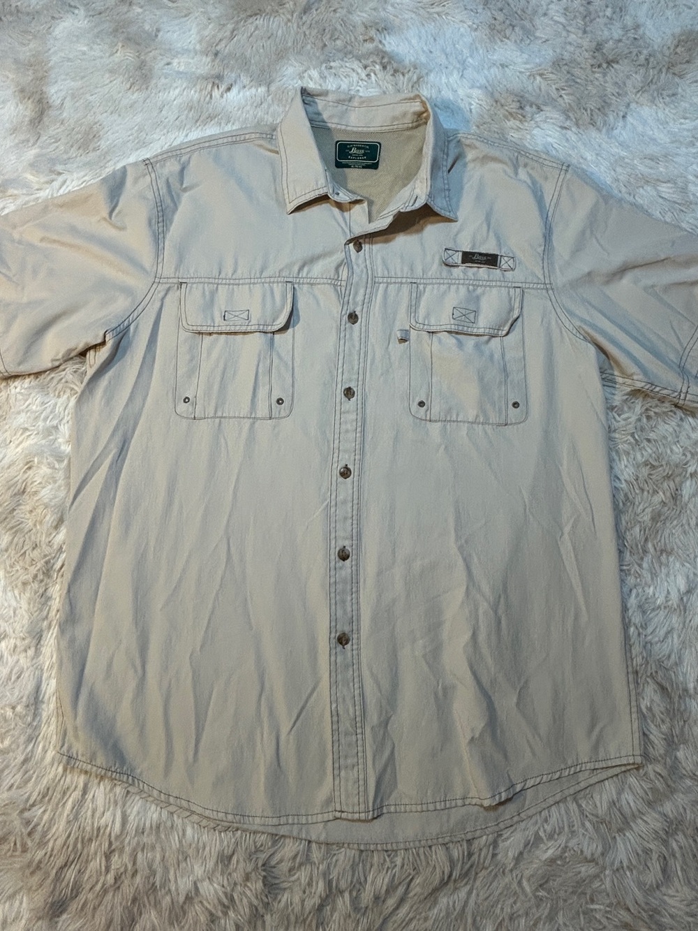 G.H. Bass & Co. Men’s Beige Short-Sleeve Button-Down Shirt